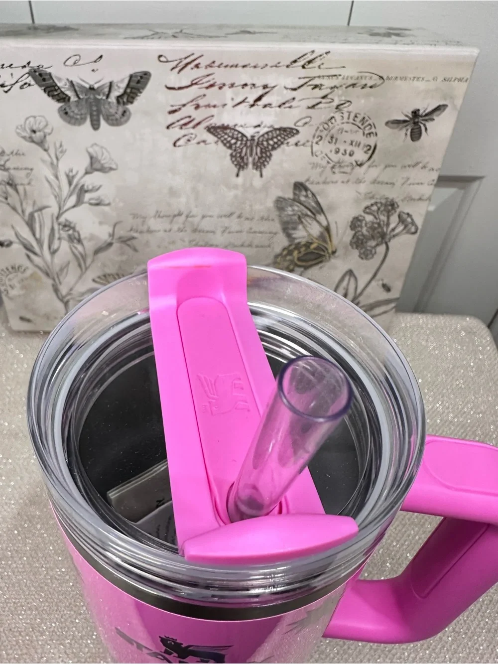 Stanley x Target Popsicle Pink Starburst Holographic Quencher 40 oz Tumbler - Picture 8 of 15
